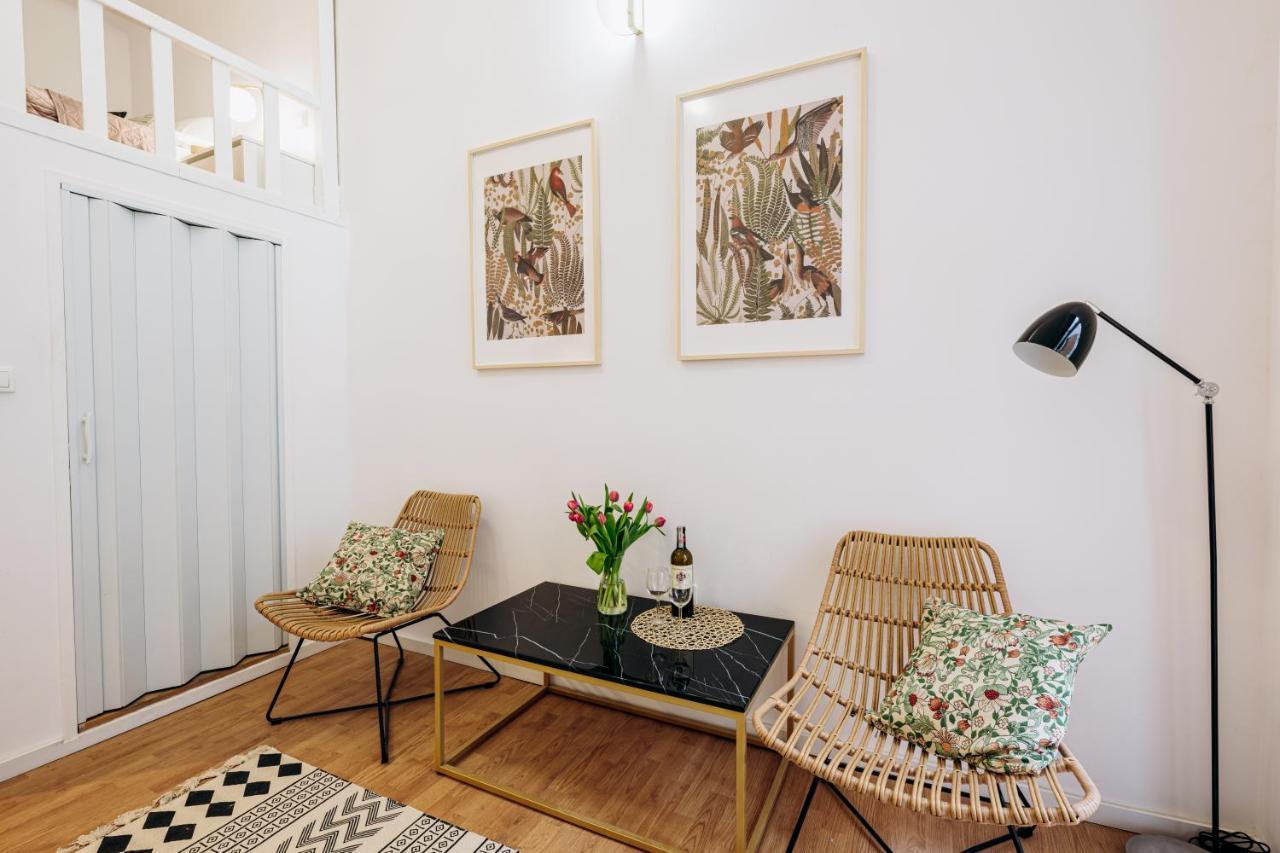Nest Cosy Apt Old Town & Wawel Hill By Vistula River - By Homelike Kraków Exteriör bild